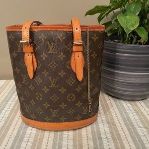 Authentic Louis Vuitton Monogram Bucket Pm Bag